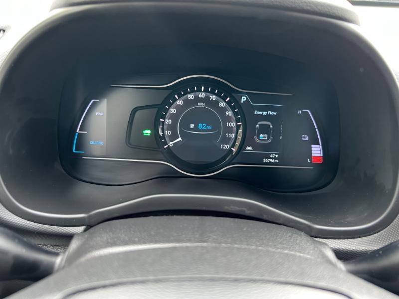 Hyundai Kona EV SEL 2021