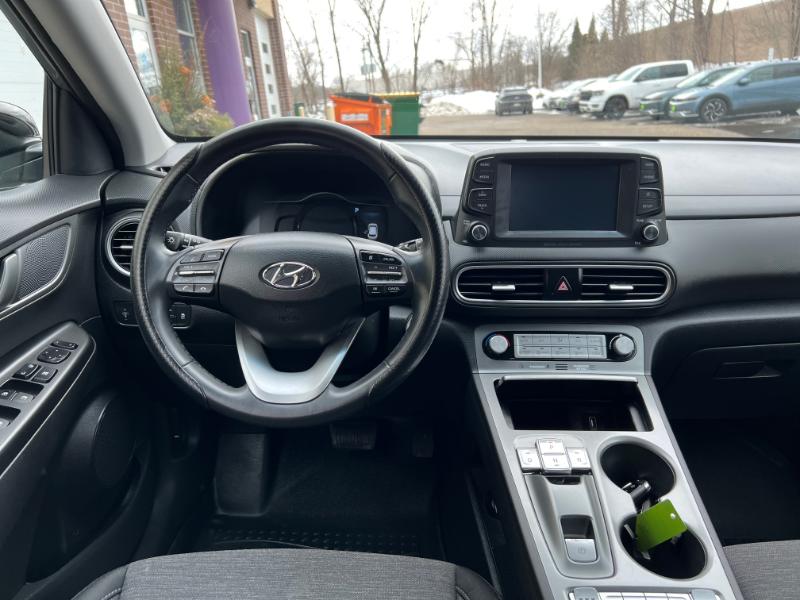 Hyundai Kona EV SEL 2021