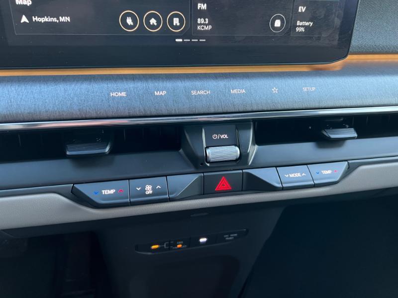 Kia EV9 Land 4WD 2024