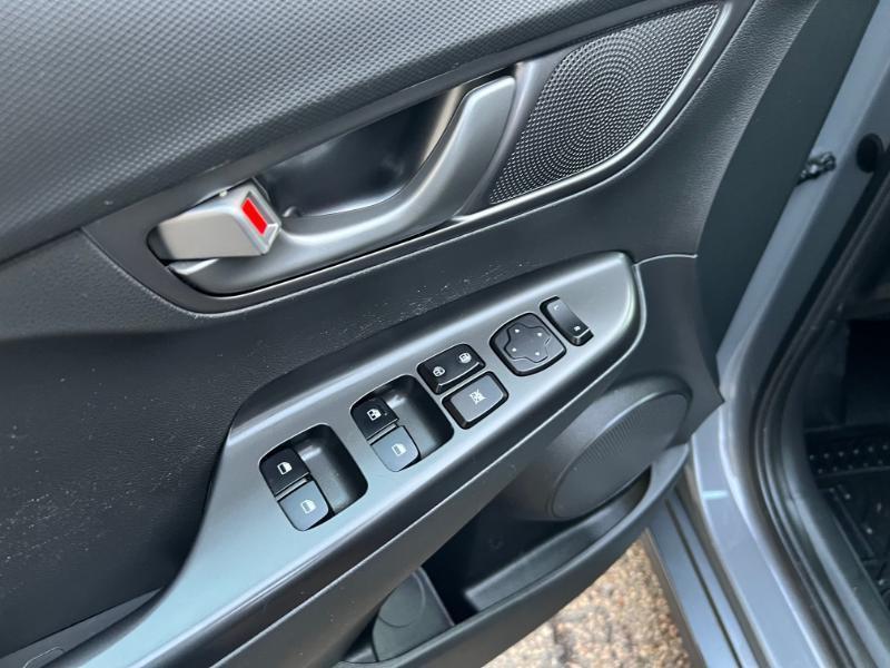 Hyundai Kona EV SEL 2019