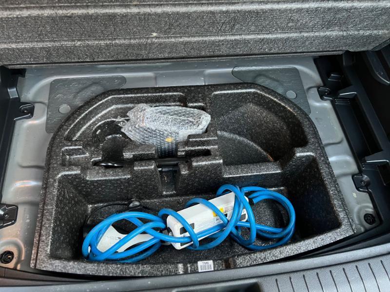 Hyundai Kona EV SEL 2019