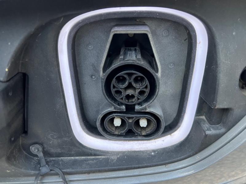 Hyundai Kona EV SEL 2019