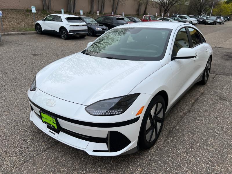 Hyundai Ioniq 6 SE 2024