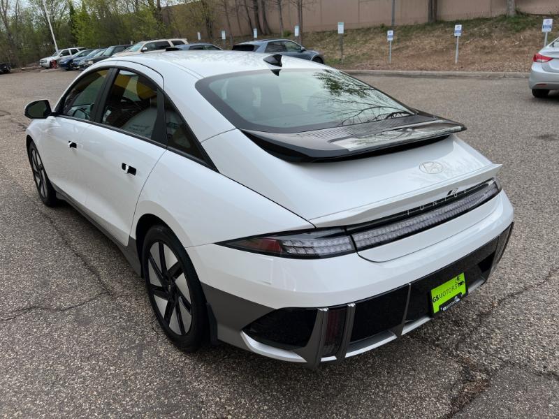 Hyundai Ioniq 6 SE 2024