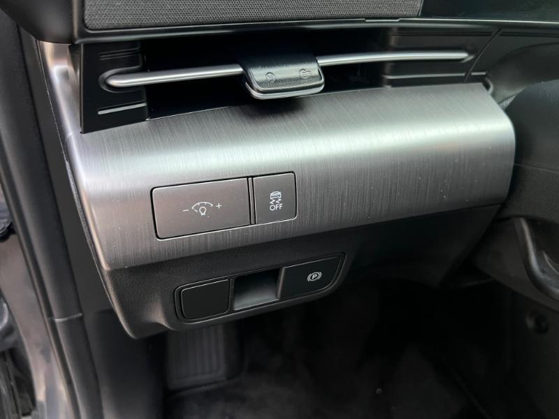Hyundai Kona EV SEL 2024
