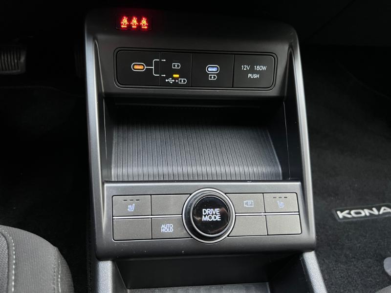 Hyundai Kona EV SEL 2024