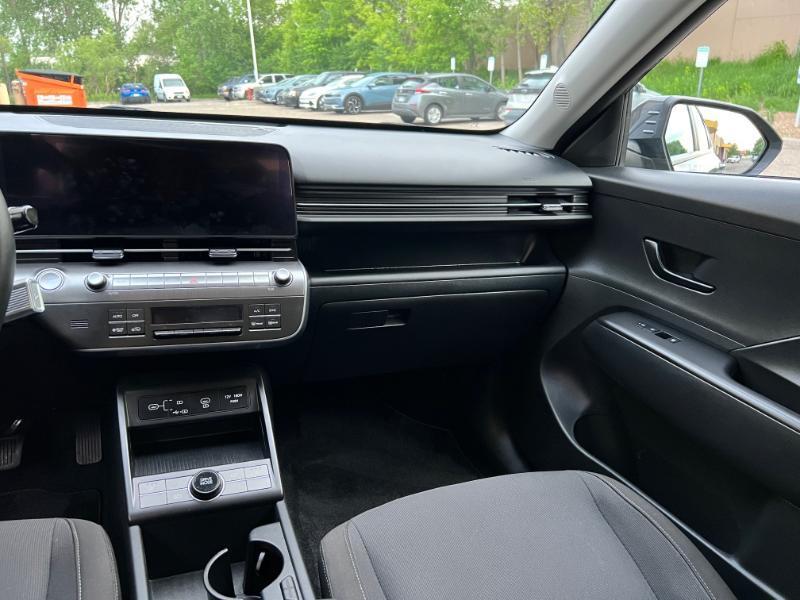 Hyundai Kona EV SEL 2024