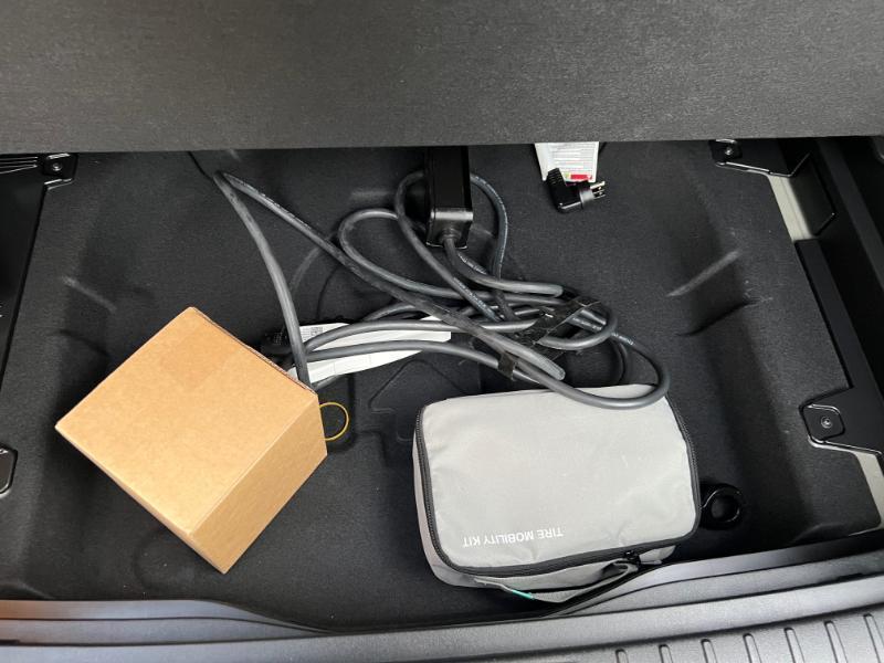 Hyundai Kona EV SEL 2024