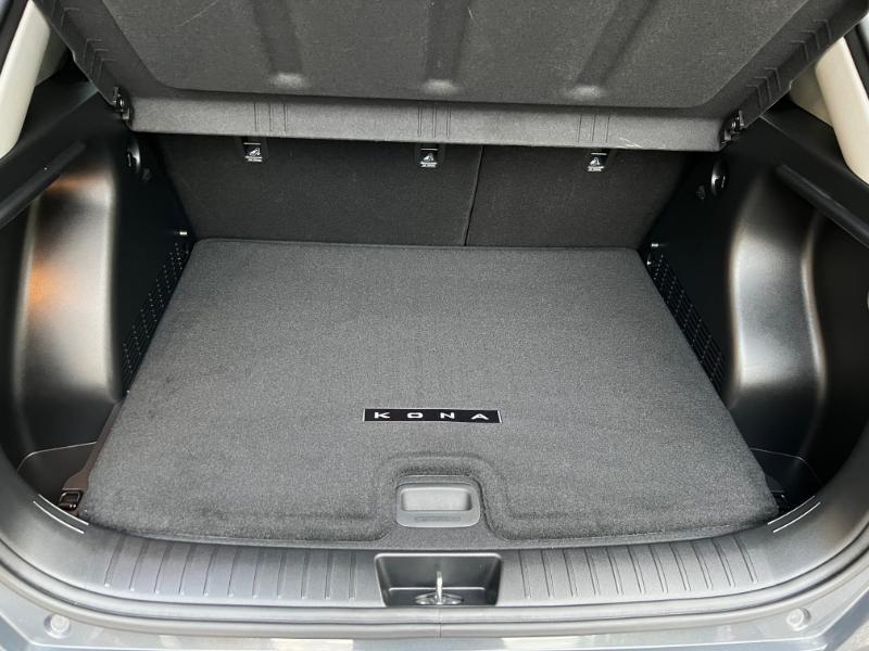 Hyundai Kona EV SEL 2024