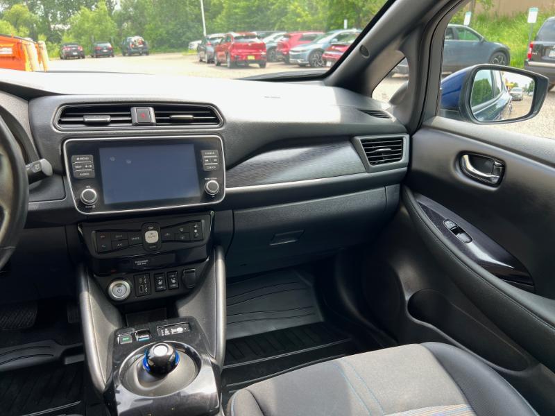 Nissan Leaf SV Plus 2022