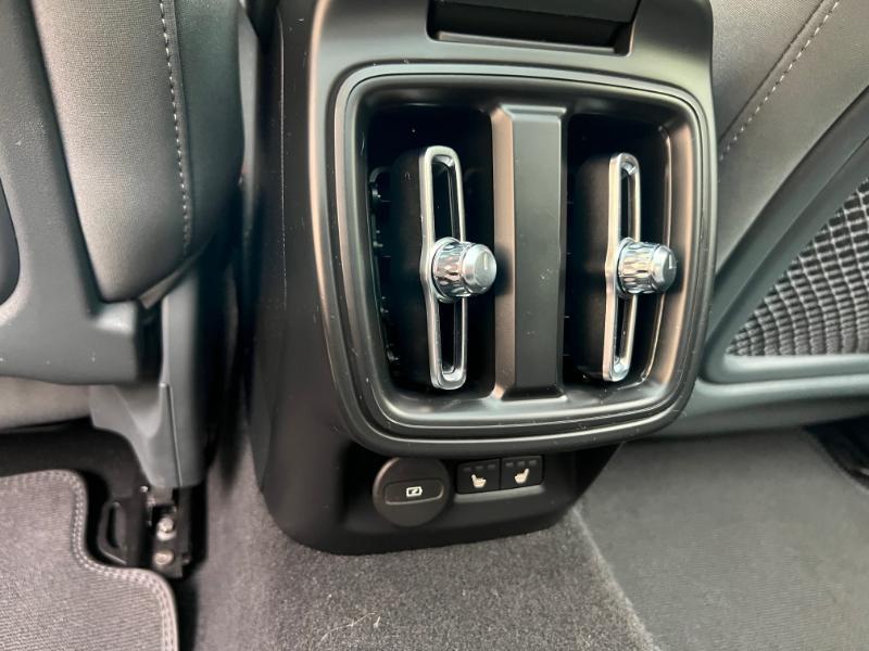 Polestar 2  2024