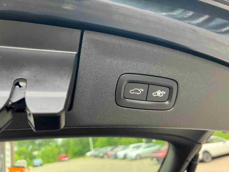 Polestar 2  2024