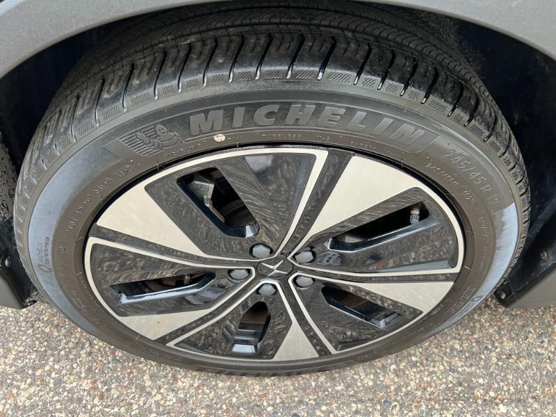 Polestar 2  2024