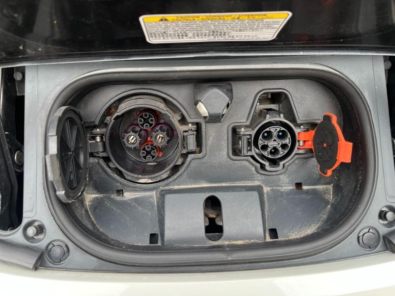Nissan Leaf SV 2019