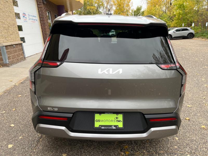 Kia EV9 Wind AWD 2024