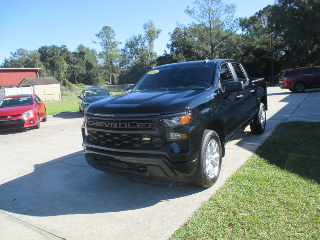 Chevrolet Silverado 1500 Custom Crew Cab 2WD 2024 Chevrolet Silverado 1500 Custom Crew Cab 2WD 2024