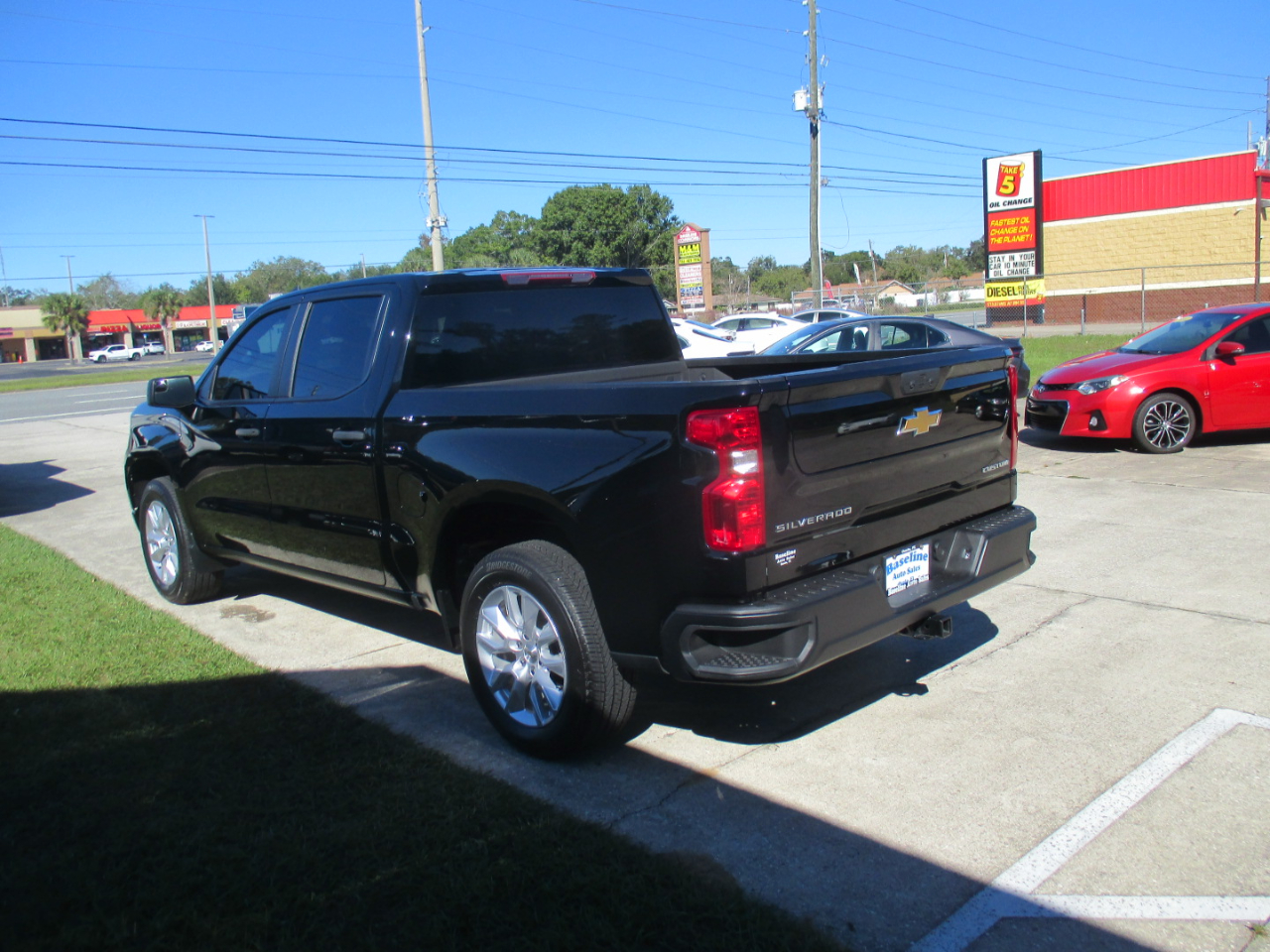 Chevrolet Silverado 1500 Custom Crew Cab 2WD 2024 Chevrolet Silverado 1500 Custom Crew Cab 2WD 2024