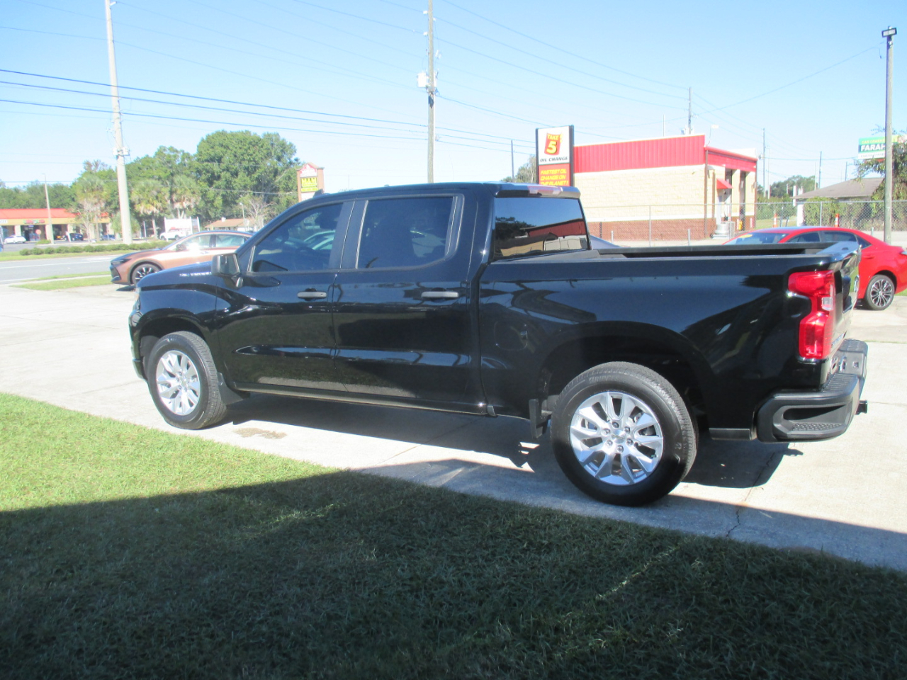 Chevrolet Silverado 1500 Custom Crew Cab 2WD 2024 Chevrolet Silverado 1500 Custom Crew Cab 2WD 2024