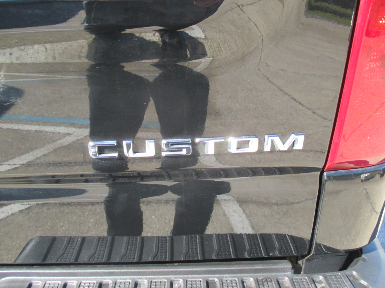 Chevrolet Silverado 1500 Custom Crew Cab 2WD 2024 Chevrolet Silverado 1500 Custom Crew Cab 2WD 2024