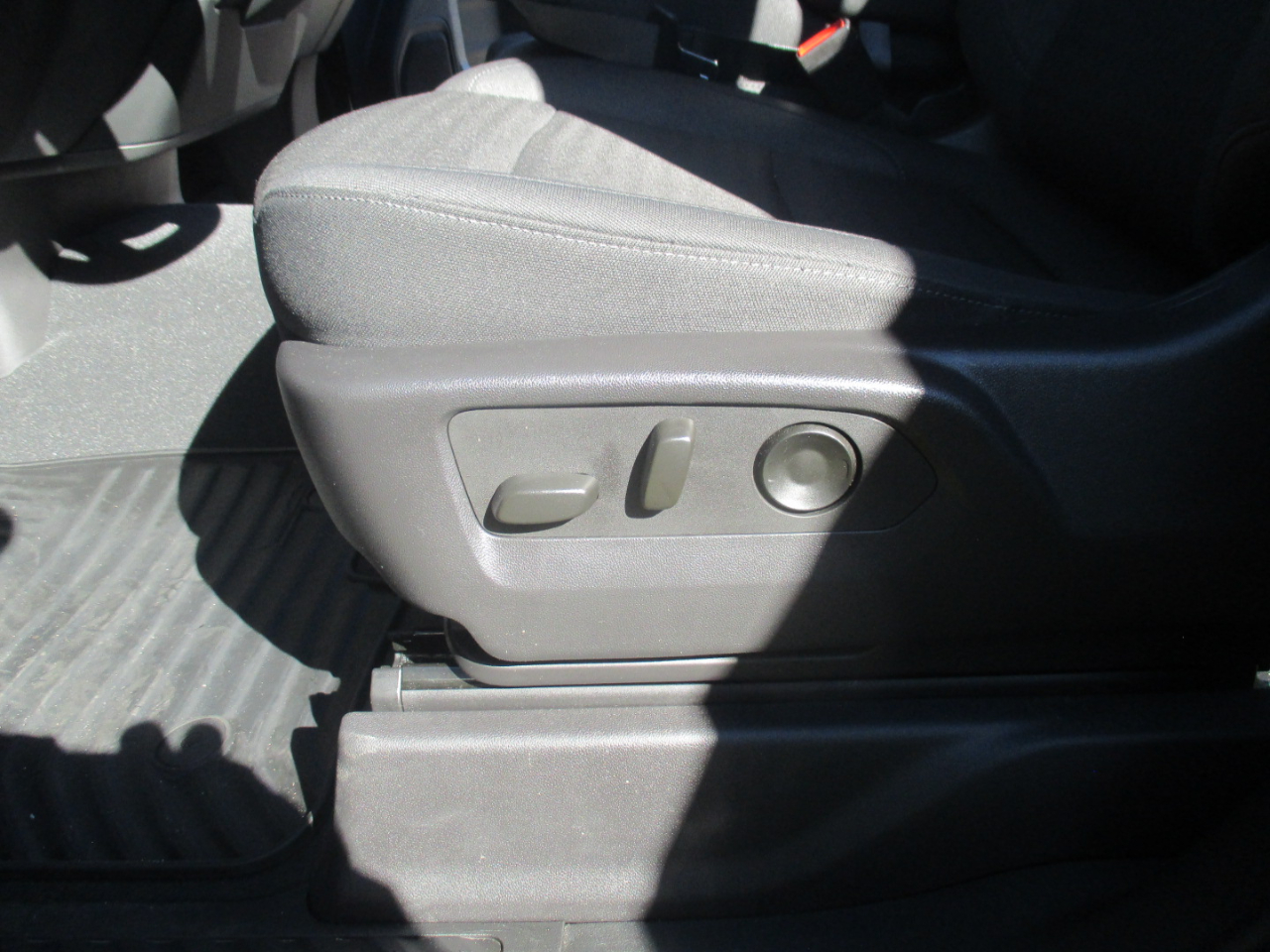 Chevrolet Silverado 1500 Custom Crew Cab 2WD 2024 Chevrolet Silverado 1500 Custom Crew Cab 2WD 2024