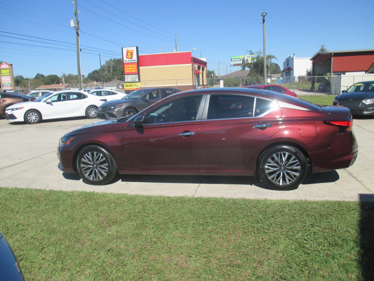 Nissan Altima 2.5 SV 2024 Nissan Altima 2.5 SV 2024