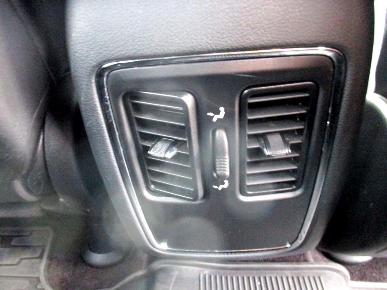 Jeep Grand Cherokee Laredo 2WD 2016