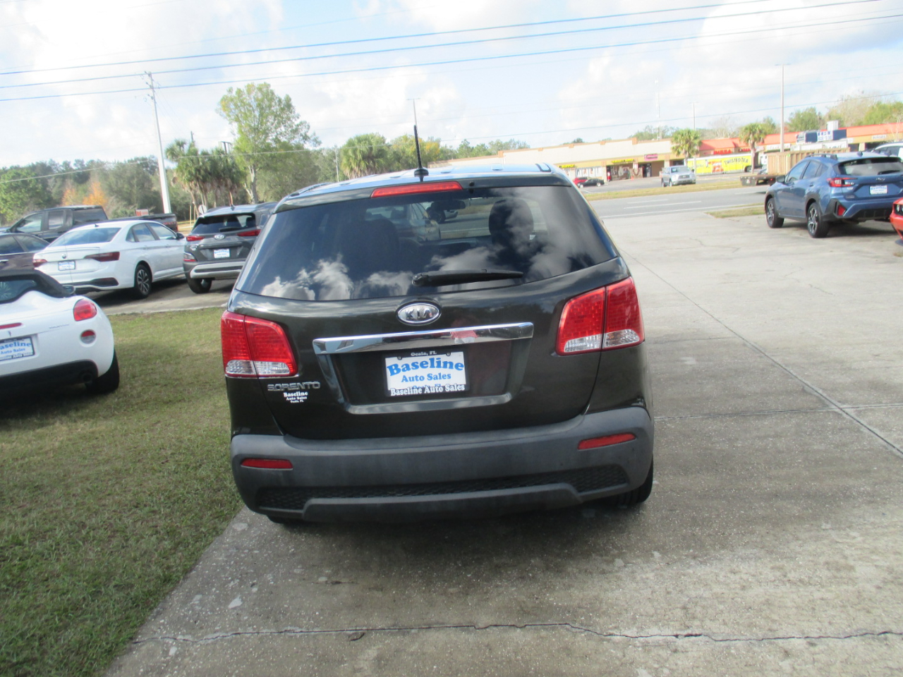 Kia Sorento LX 2WD 2011