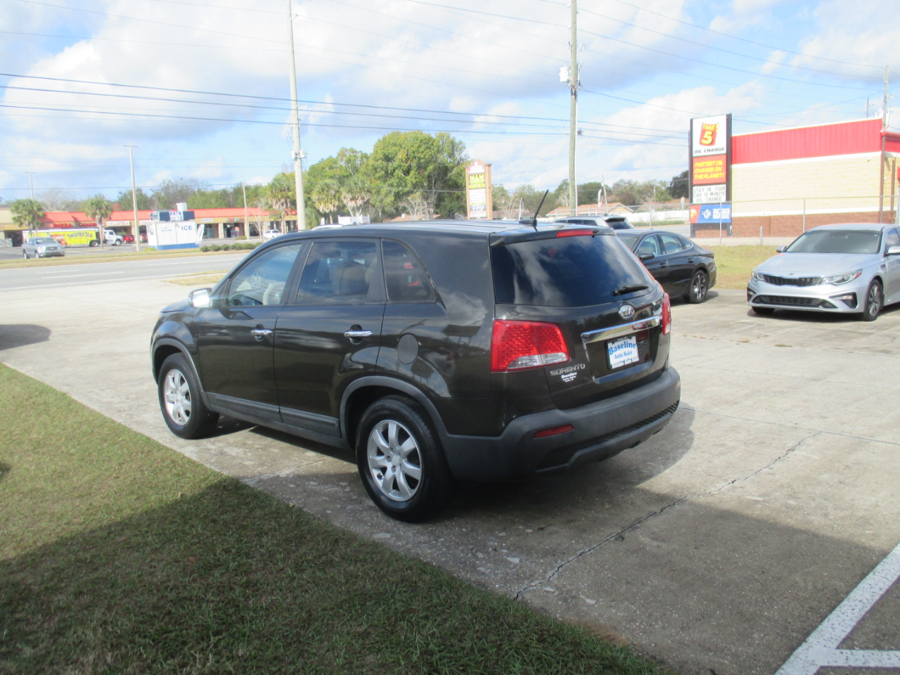 Kia Sorento LX 2WD 2011