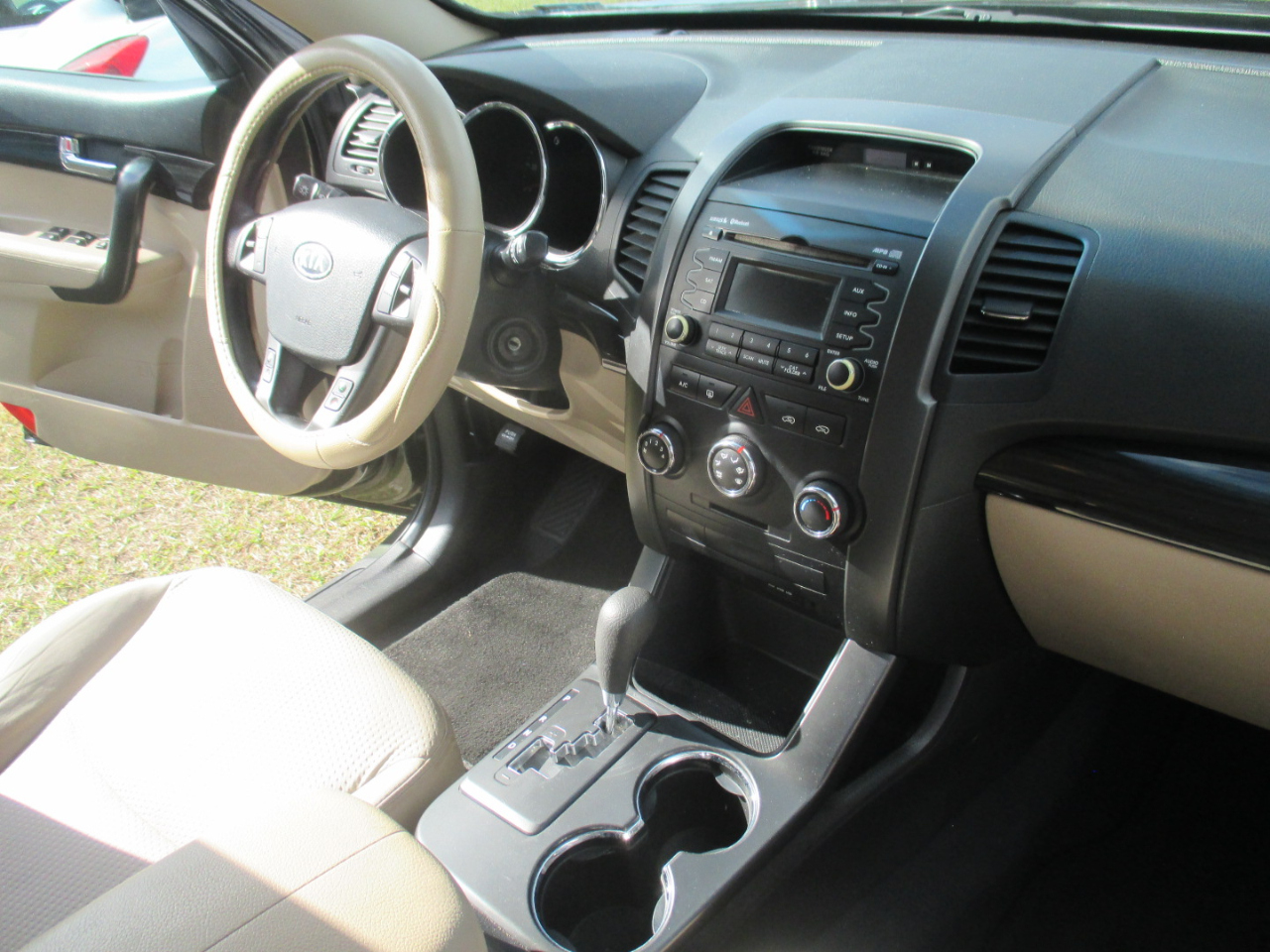 Kia Sorento LX 2WD 2011