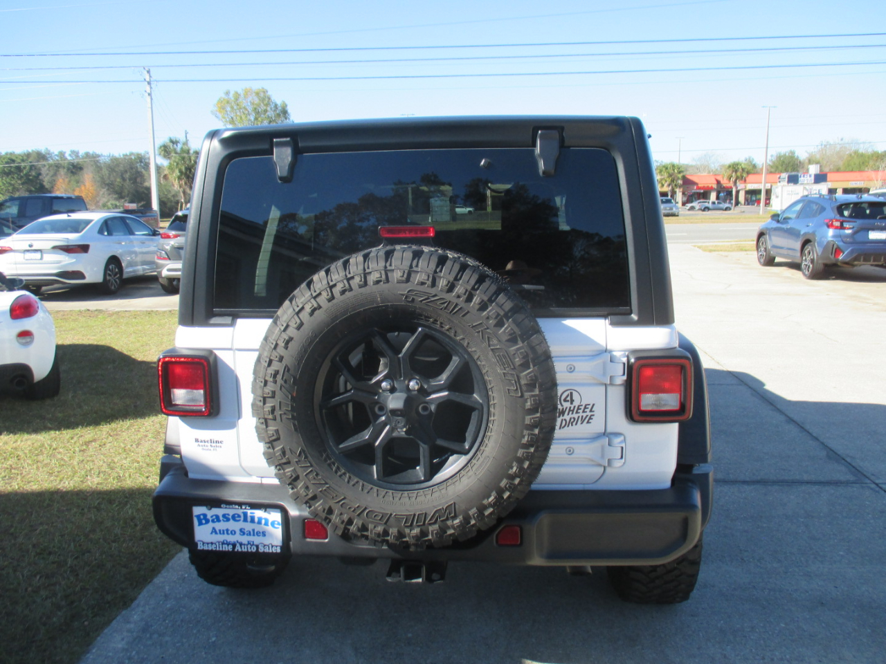Jeep Wrangler Willys 2024