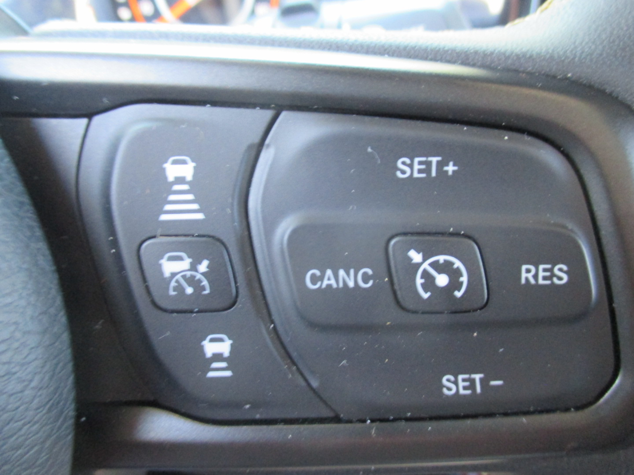 Jeep Wrangler Willys 2024