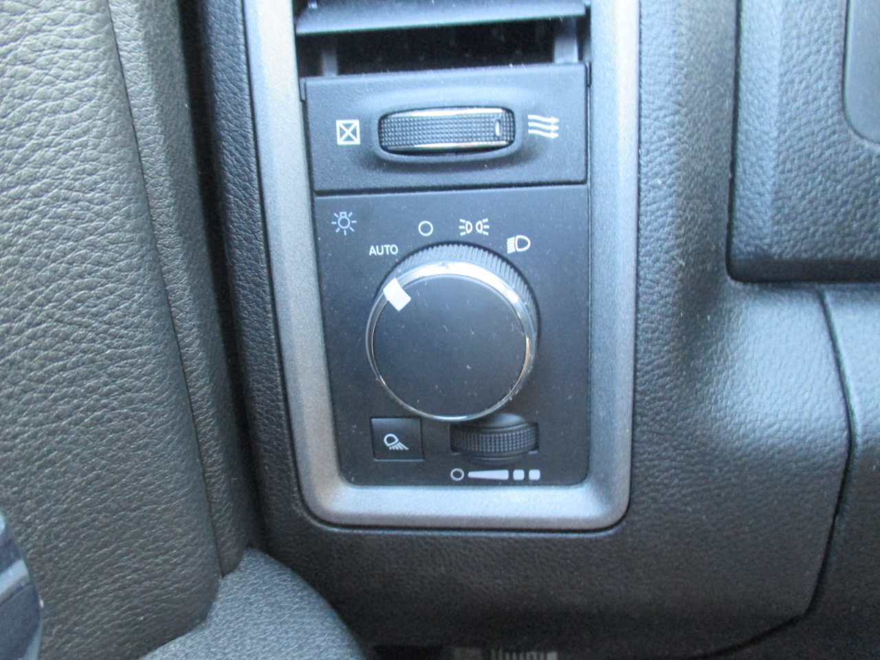 RAM 1500 Classic Tradesman Regular Cab LWB 2WD 2023