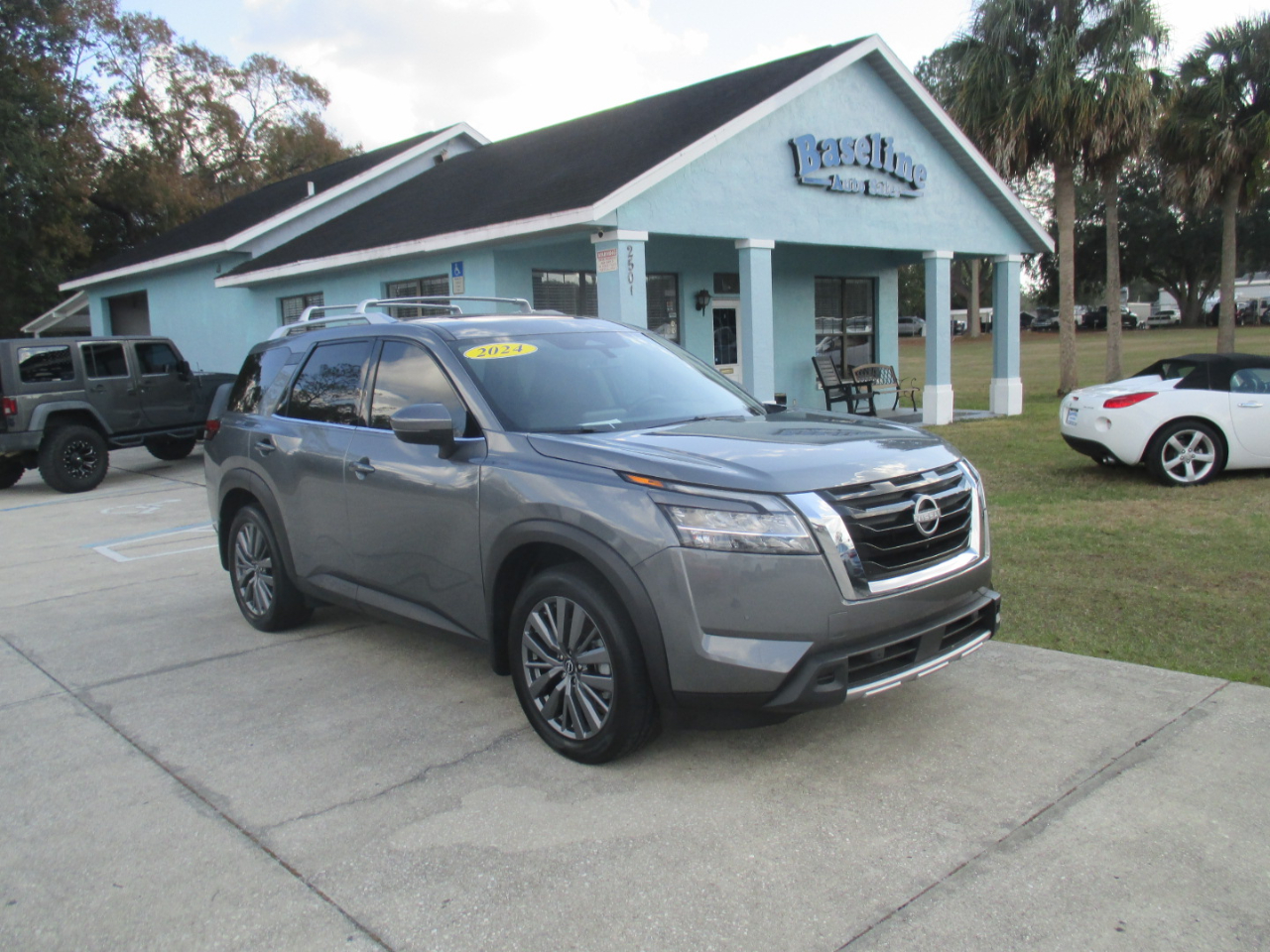 Nissan Pathfinder SL 2024