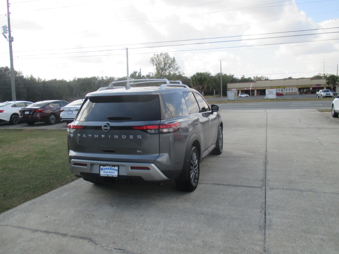 Nissan Pathfinder SL 2024