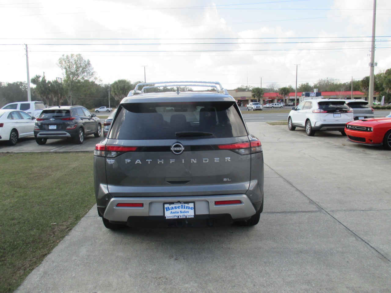 Nissan Pathfinder SL 2024