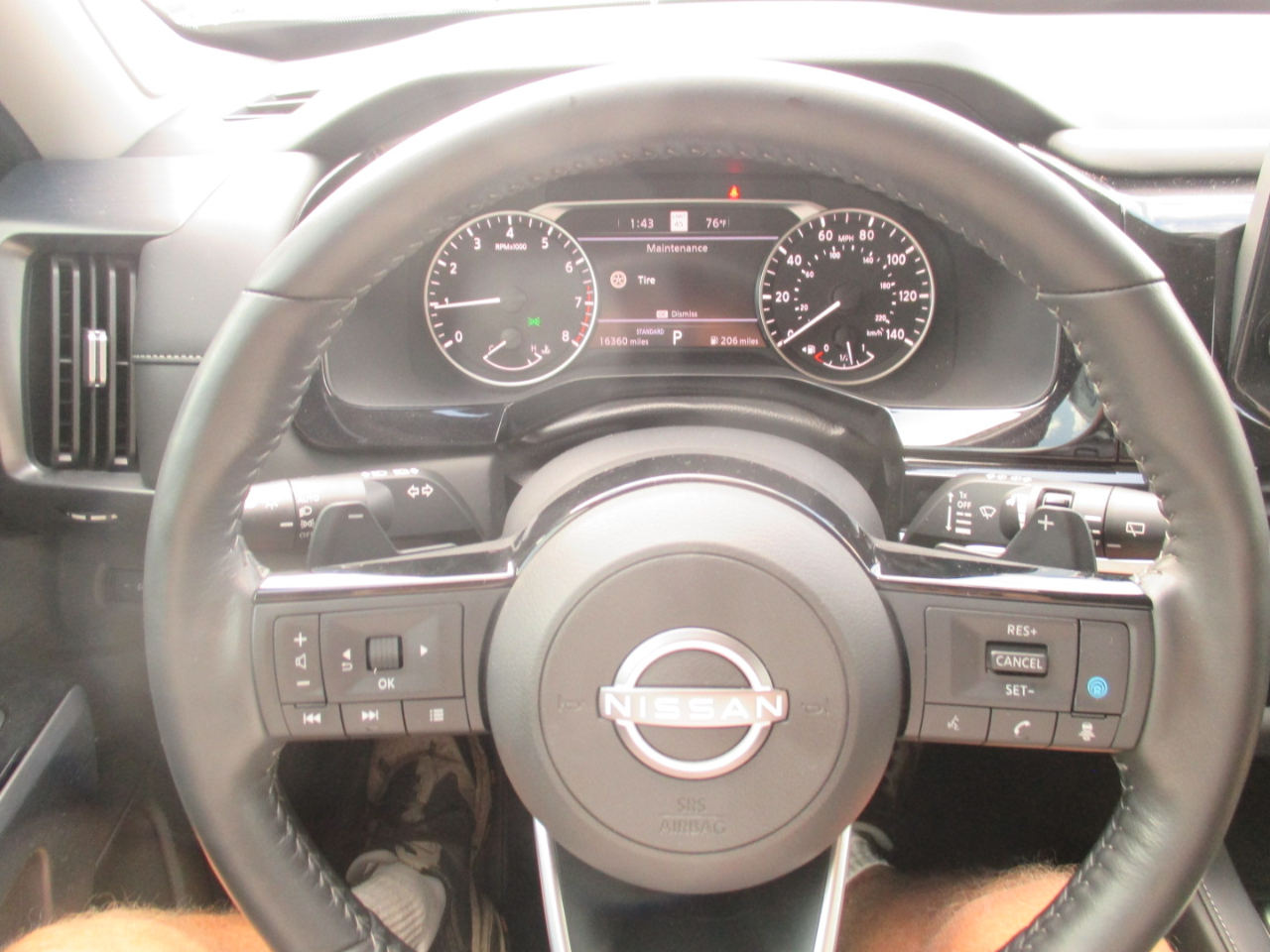 Nissan Pathfinder SL 2024