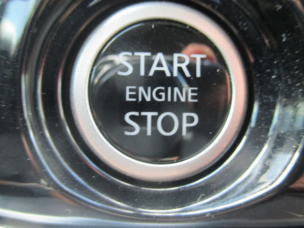 Nissan Pathfinder SL 2024