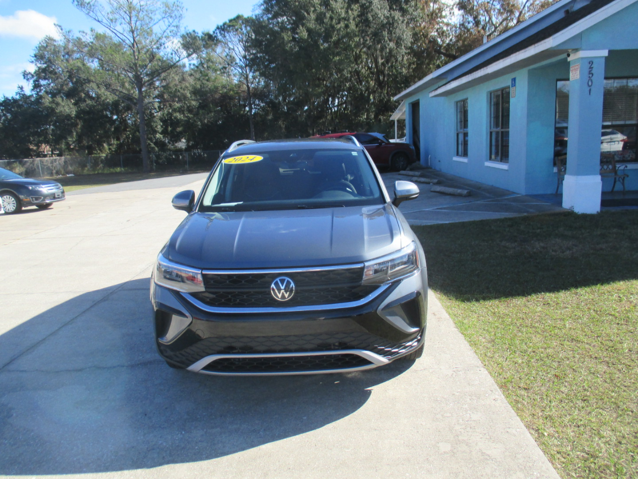 Volkswagen Taos SE 2024