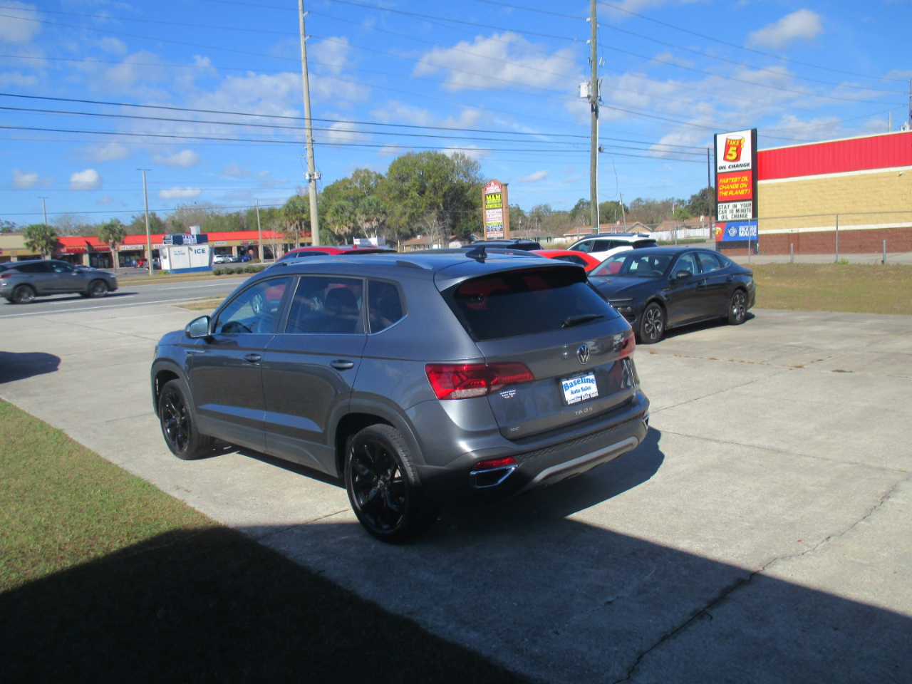 Volkswagen Taos SE 2024