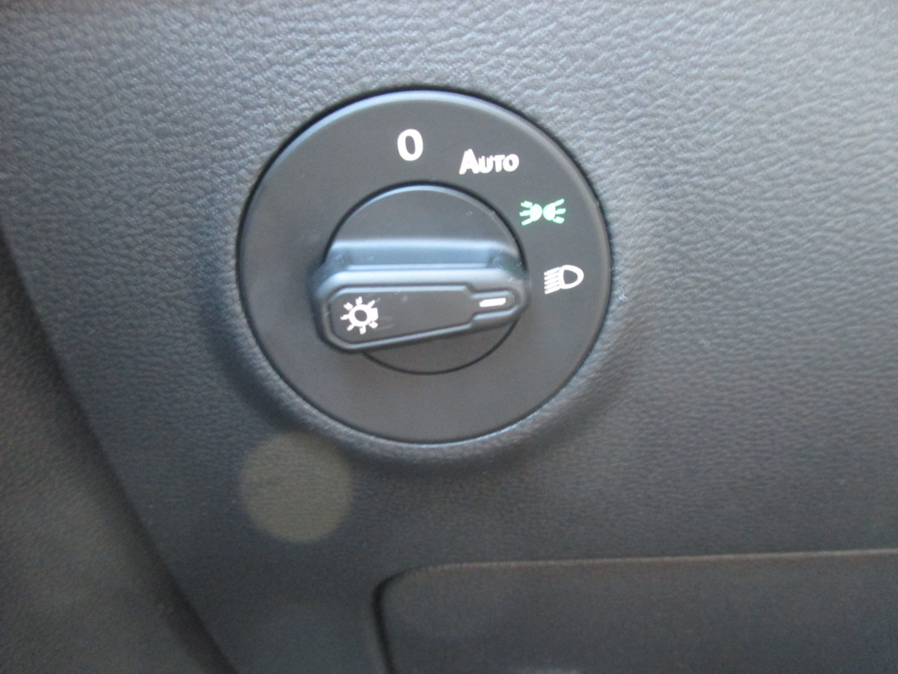 Volkswagen Taos SE 2024