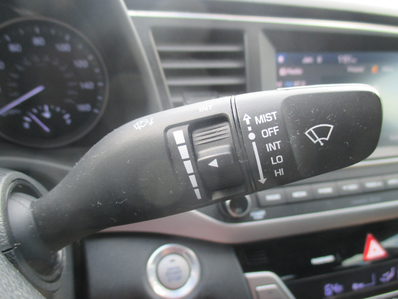 Hyundai Elantra Limited 2018