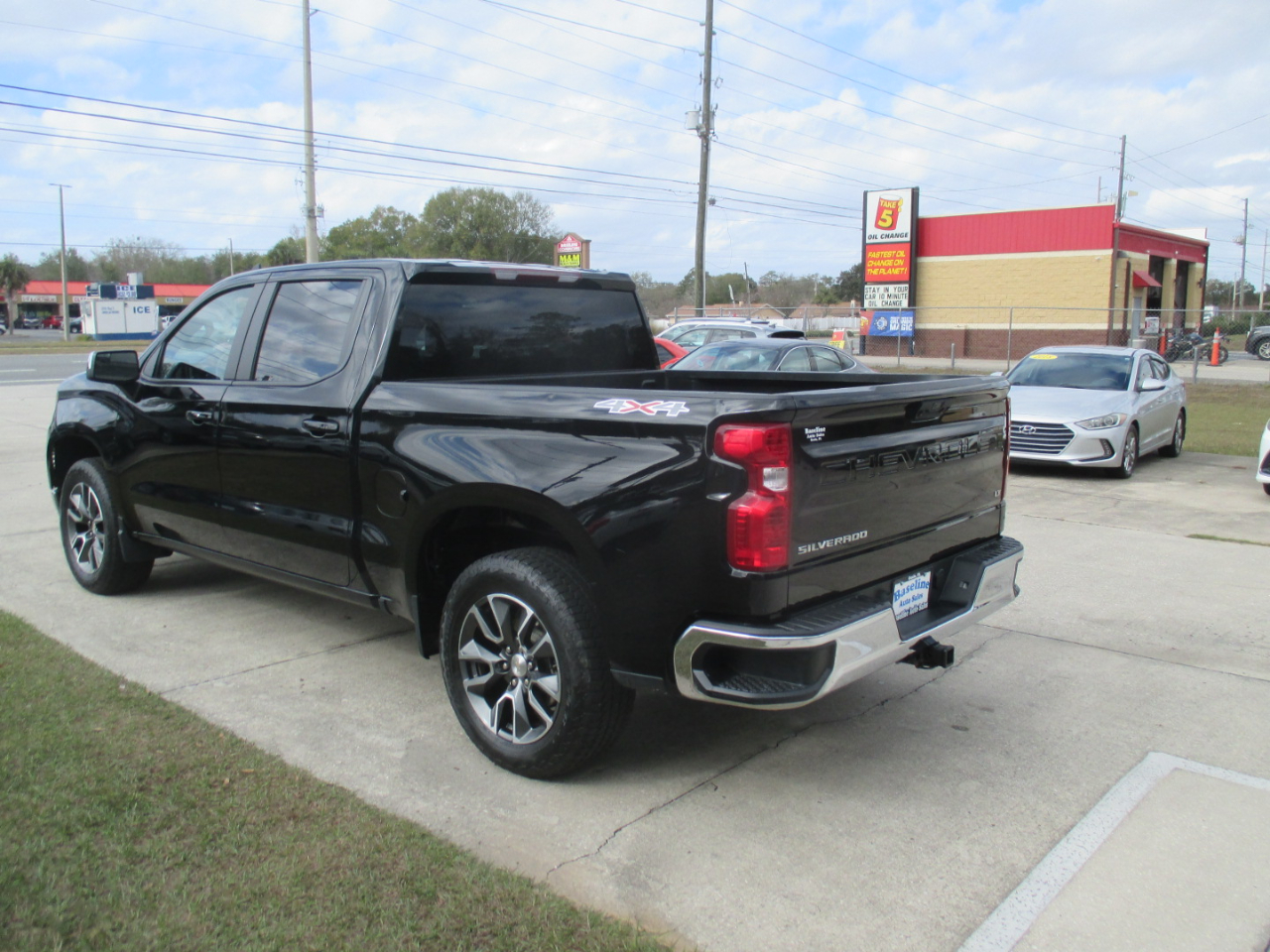 Chevrolet Silverado 1500 LT-L Crew Cab 4WD 2024