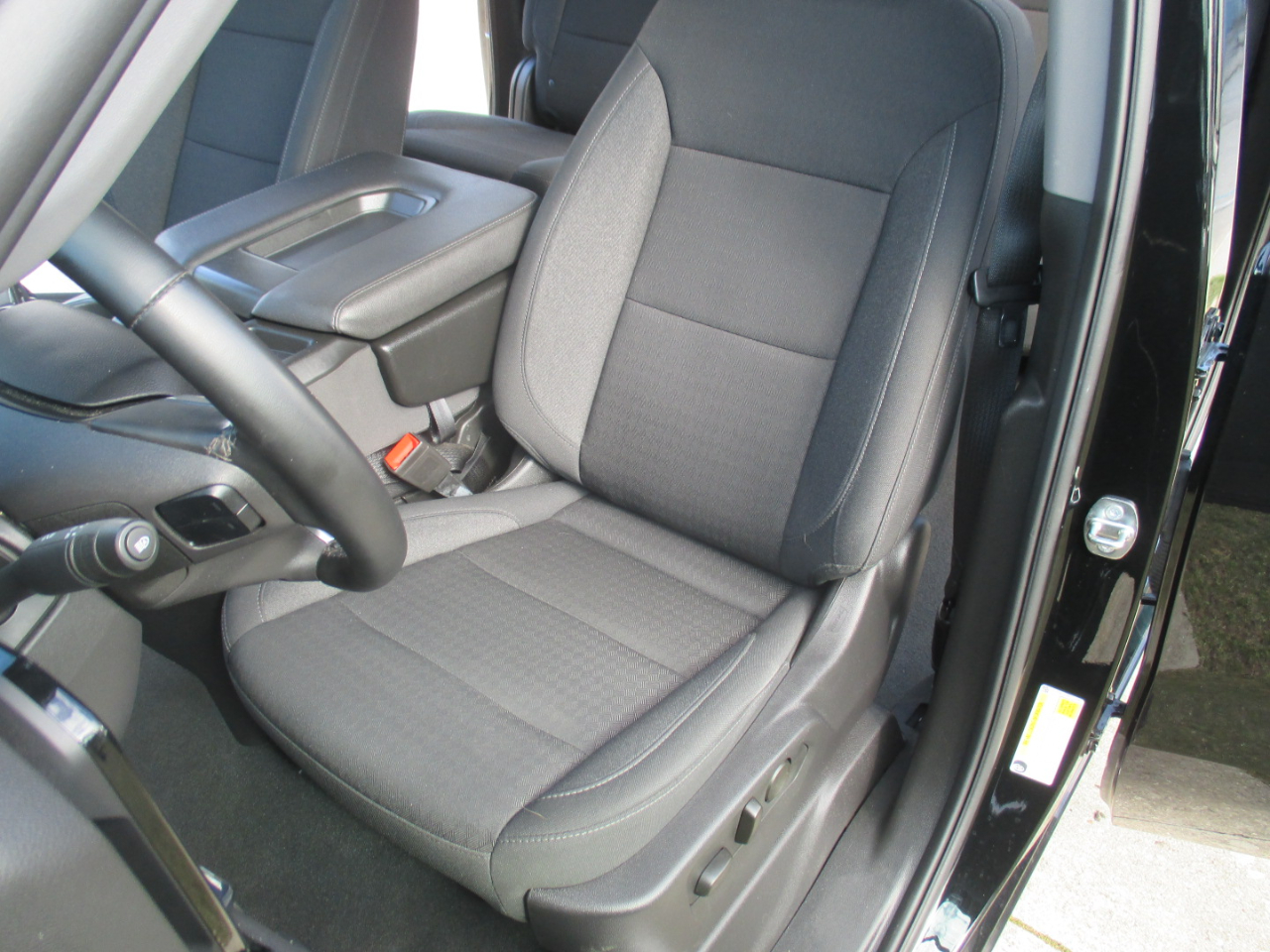 Chevrolet Silverado 1500 LT-L Crew Cab 4WD 2024