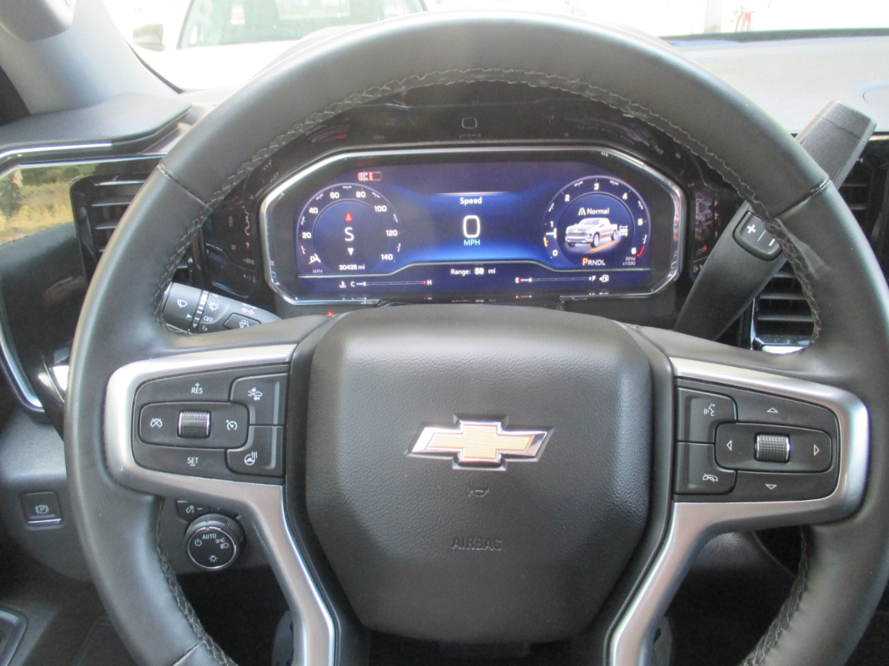 Chevrolet Silverado 1500 LT-L Crew Cab 4WD 2024