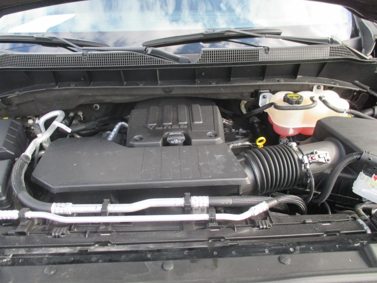 Chevrolet Silverado 1500 LT-L Crew Cab 4WD 2024