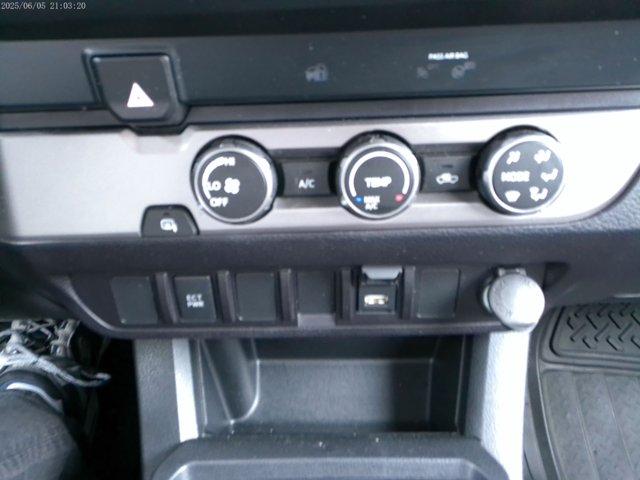 Toyota Tacoma SR5 Access Cab I4 6AT 2WD 2022