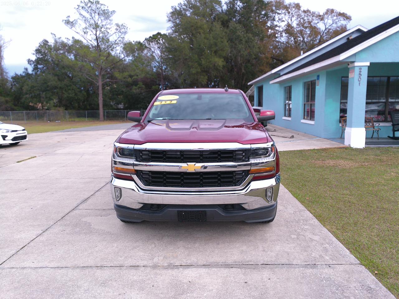 Chevrolet Silverado 1500 LT Short Box 4WD 2016