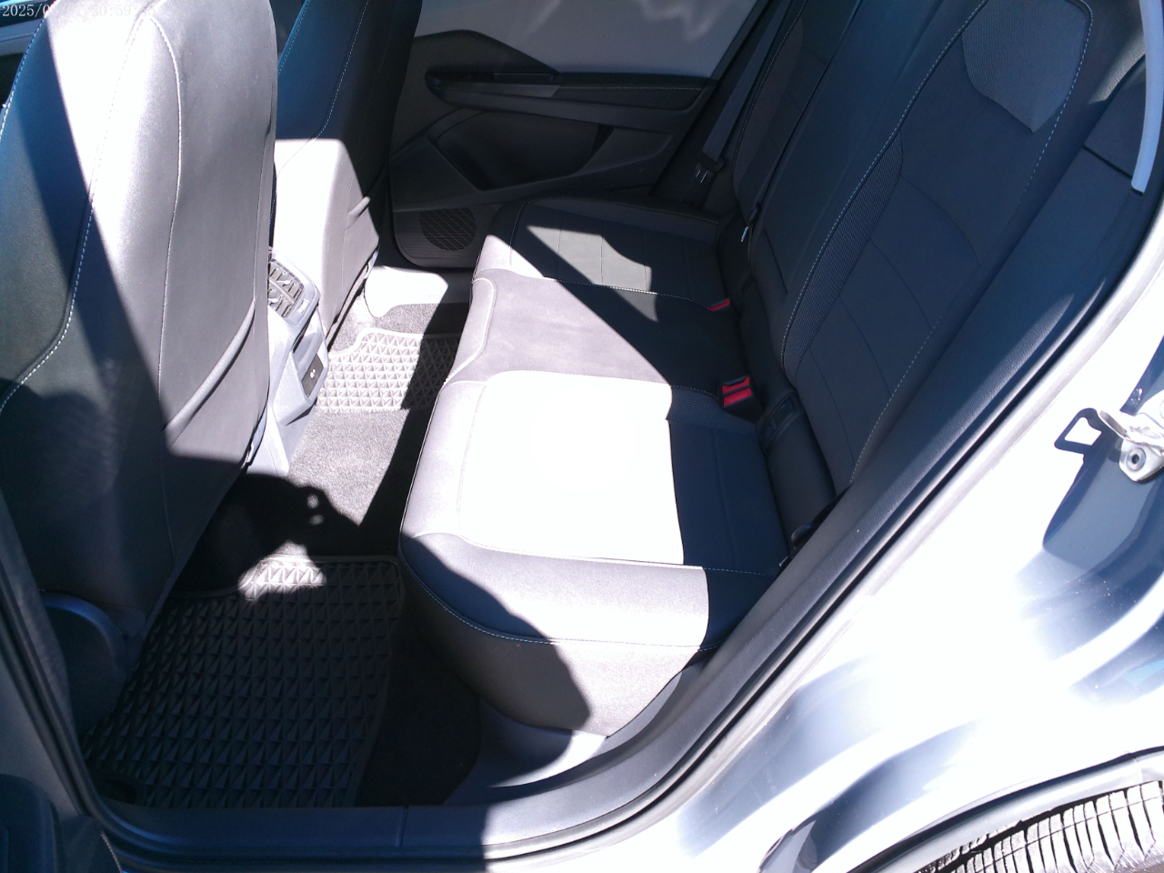 Volkswagen Taos SE Black 2024