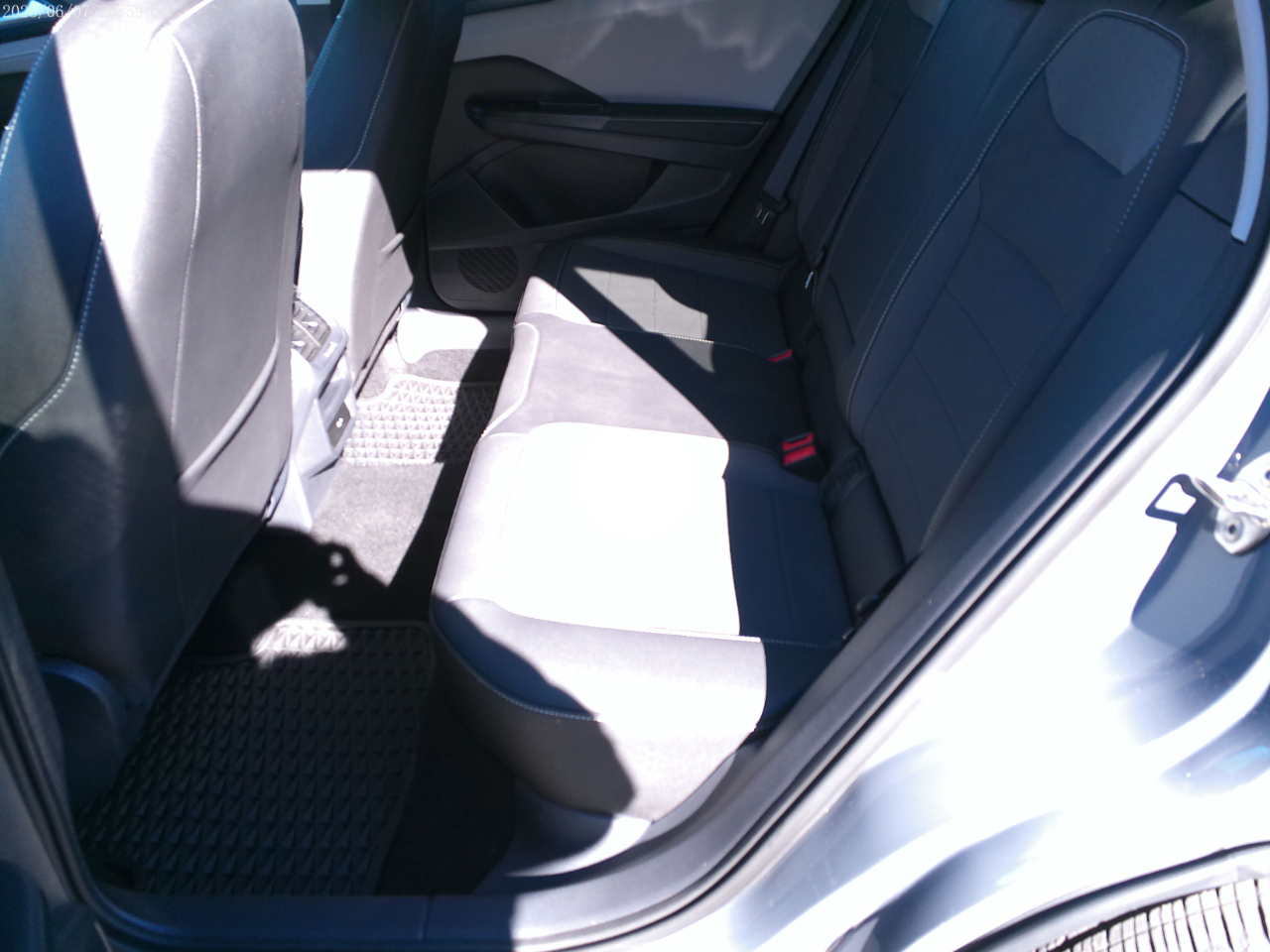 Volkswagen Taos SE Black 2024