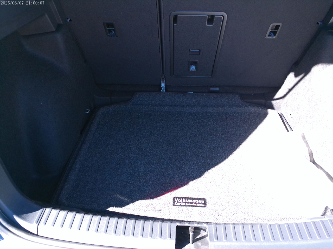 Volkswagen Taos SE Black 2024